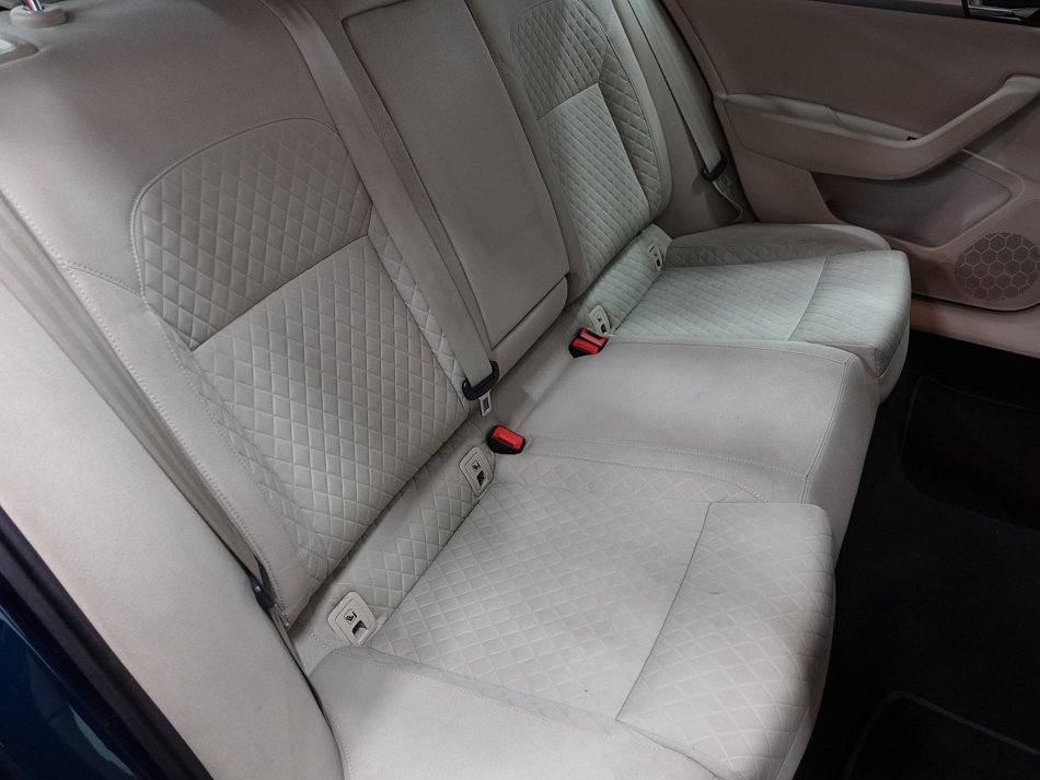 Škoda Superb III 2.0 TDi 