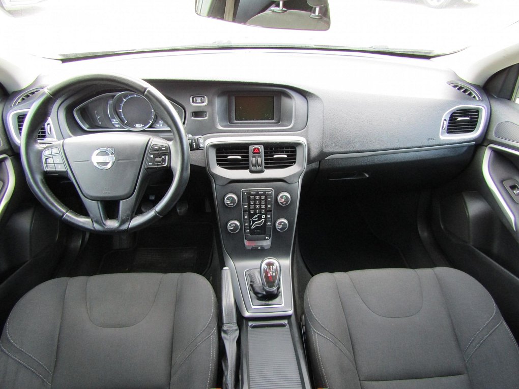 Volvo V40 1.6d 