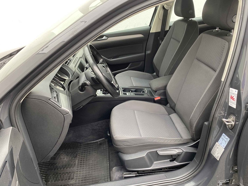 Volkswagen Passat 2.0 TDi 