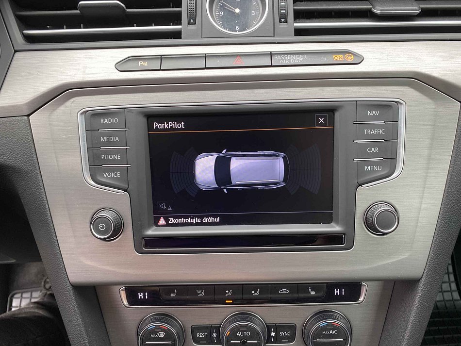 Volkswagen Passat 2.0 TDi 
