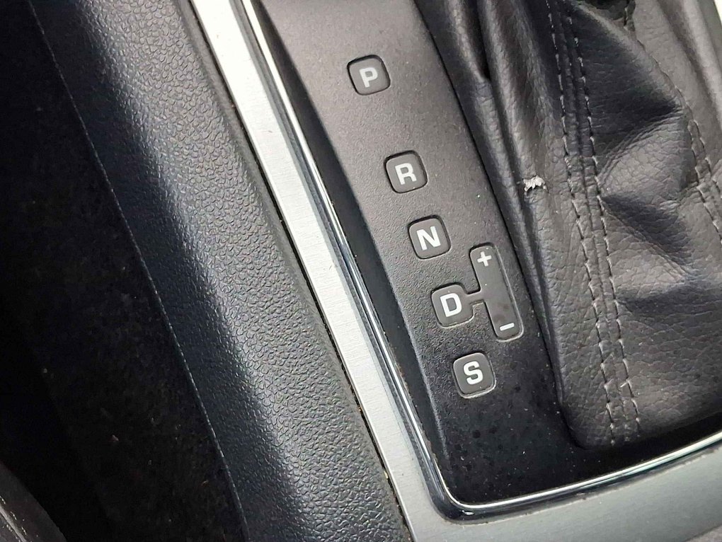 Škoda Octavia II 2.0 TDi Scout 4x4