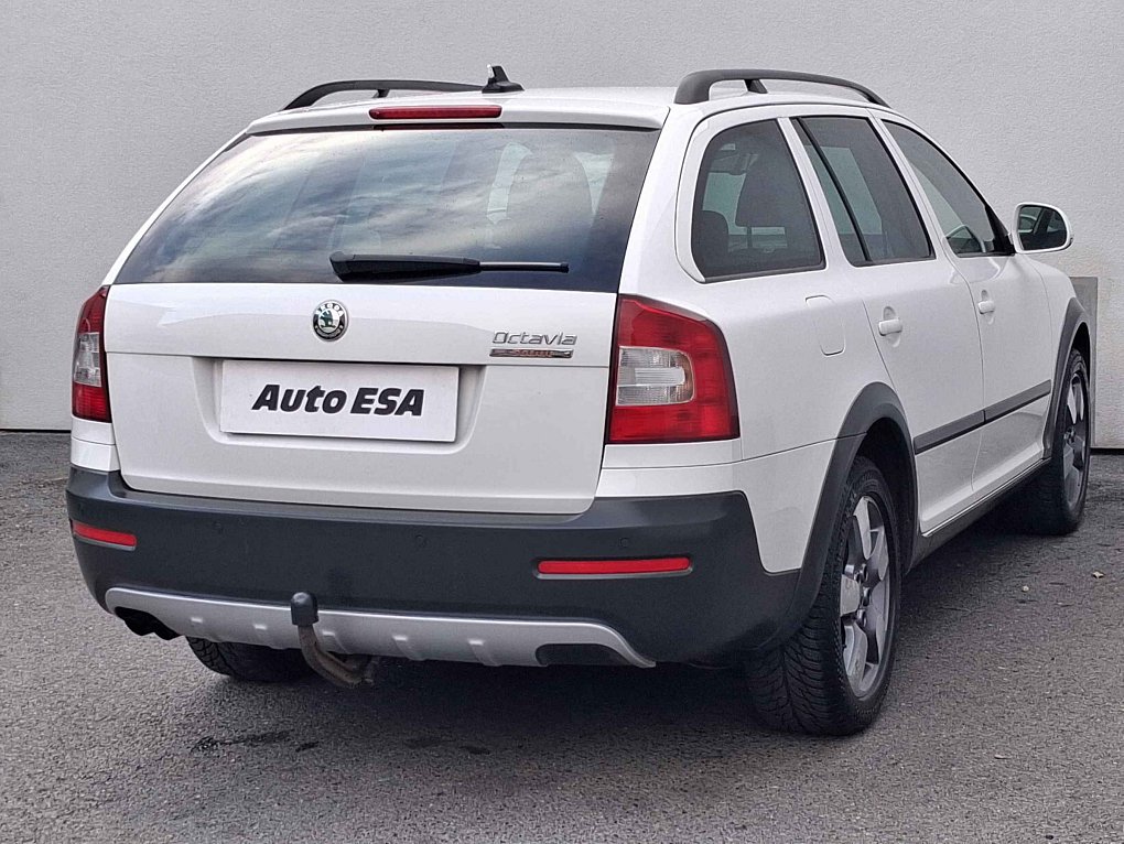 Škoda Octavia II 2.0 TDi Scout 4x4