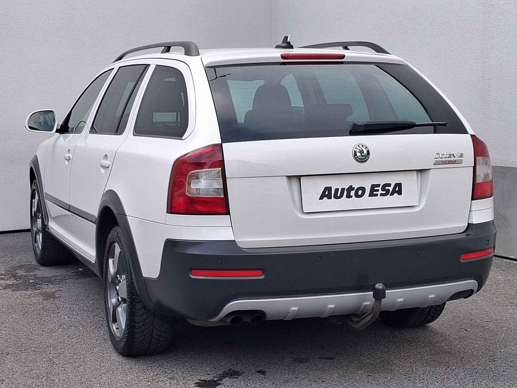 Škoda Octavia II 2.0 TDi Scout 4x4