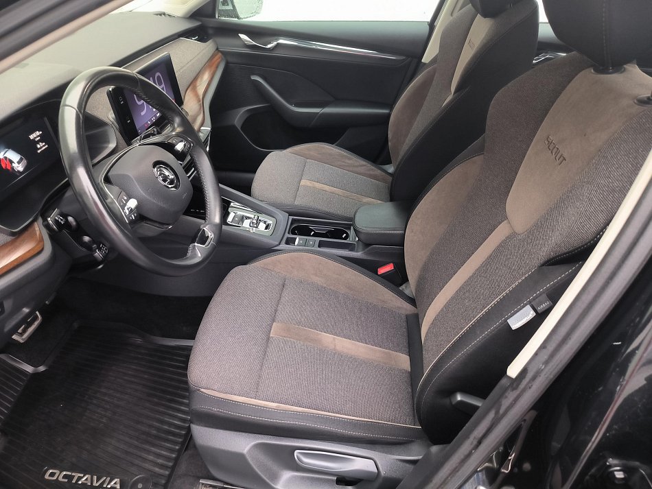 Škoda Octavia IV 2.0 TDi Scout 4X4