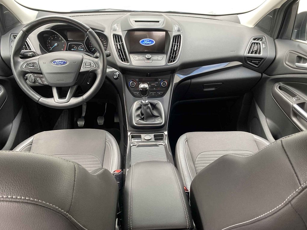 Ford Kuga 1.5 EB Titanium
