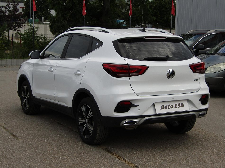MG ZS 1.5i 