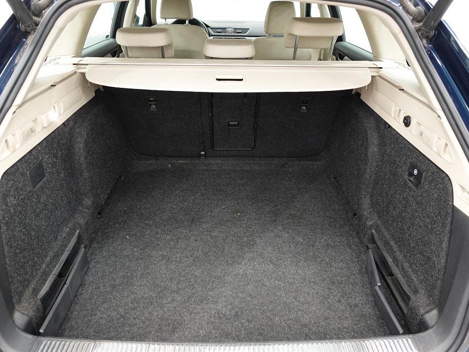 Škoda Superb III 2.0 TDi 