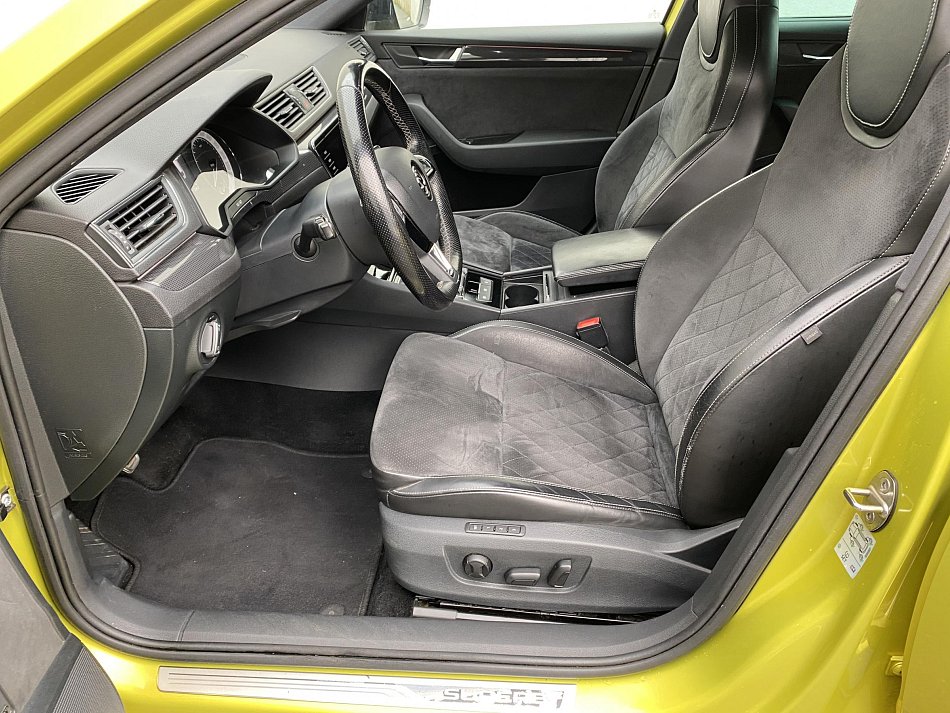 Škoda Superb III 2.0TDi SportLine