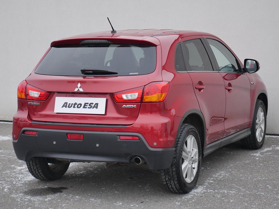 Mitsubishi ASX 1.8 DI-D  4x4
