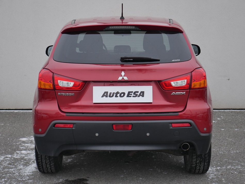 Mitsubishi ASX 1.8 DI-D  4x4