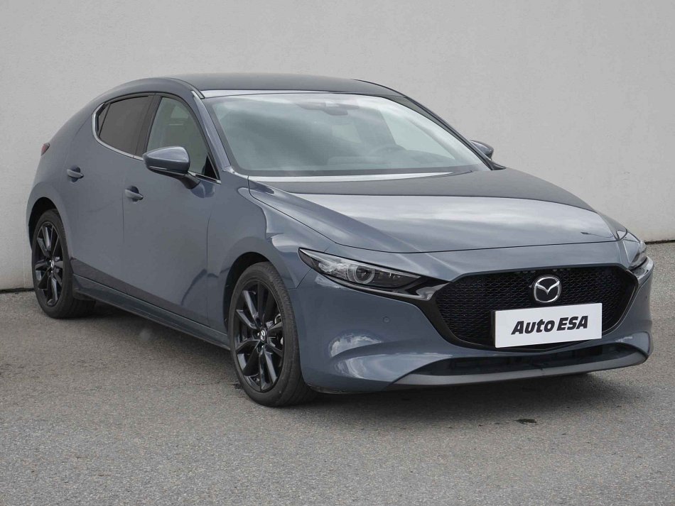 Mazda 3 2.0i 