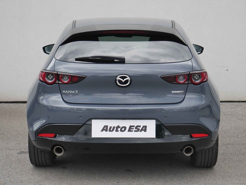 Mazda 3 2.0i 