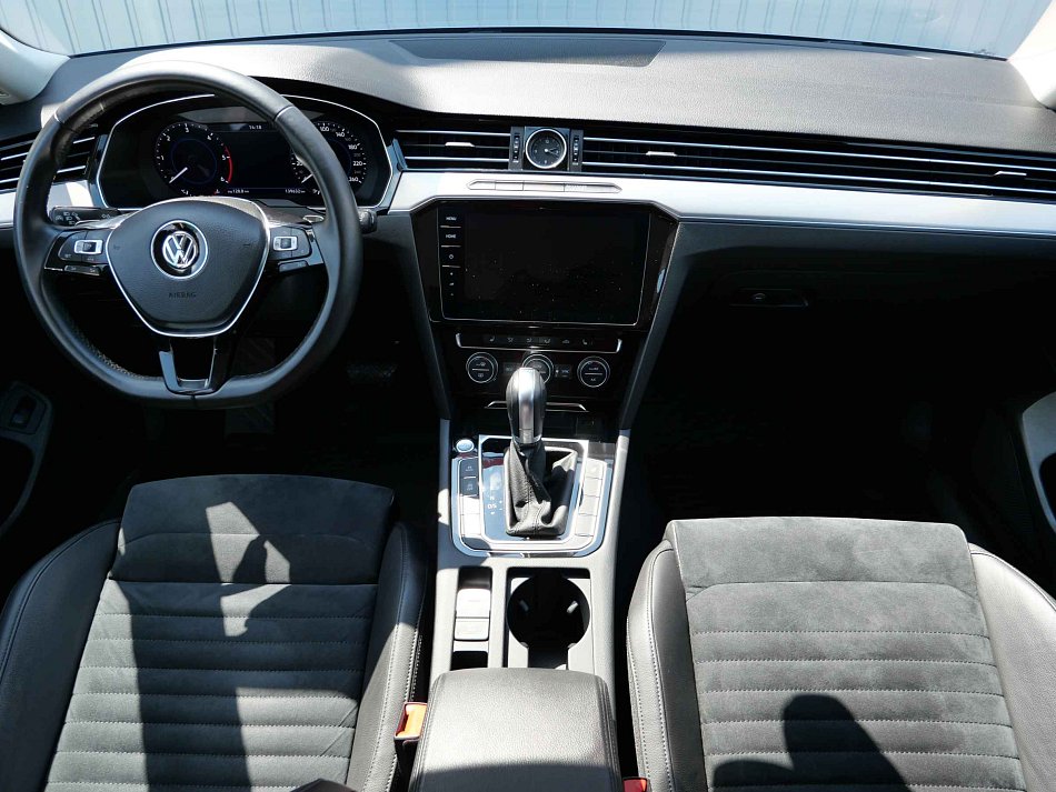 Volkswagen Passat 2.0 TDi 