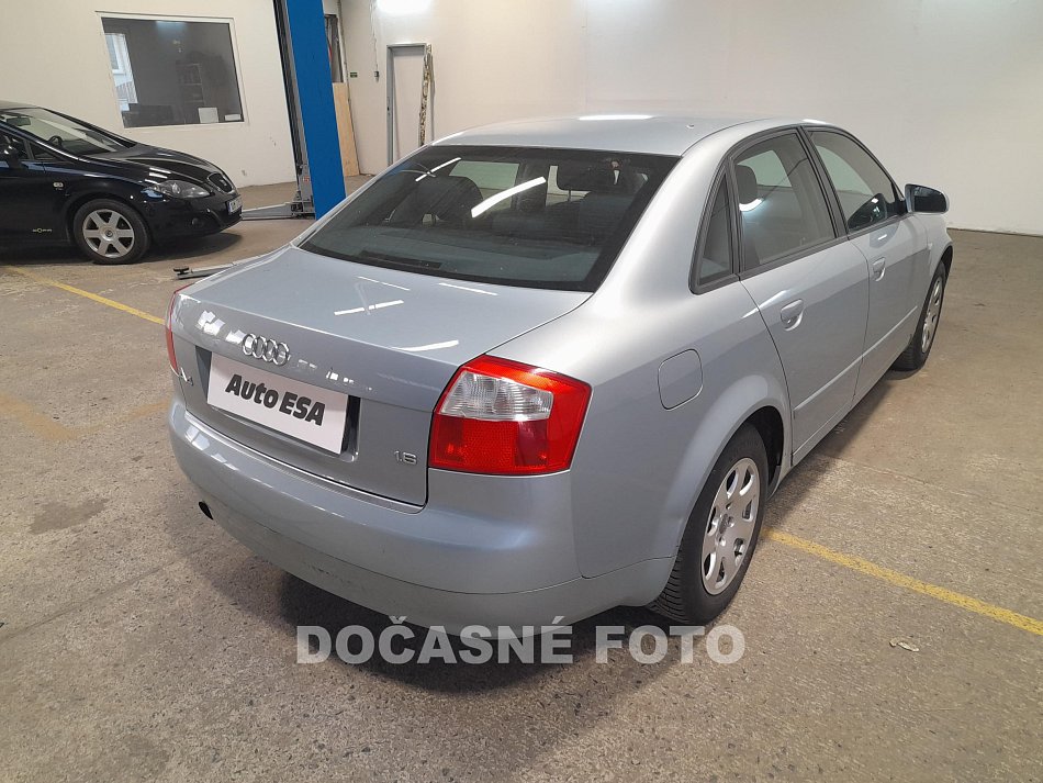 Audi A4 1.6 