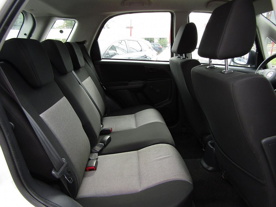Fiat Sedici 1.6 i 