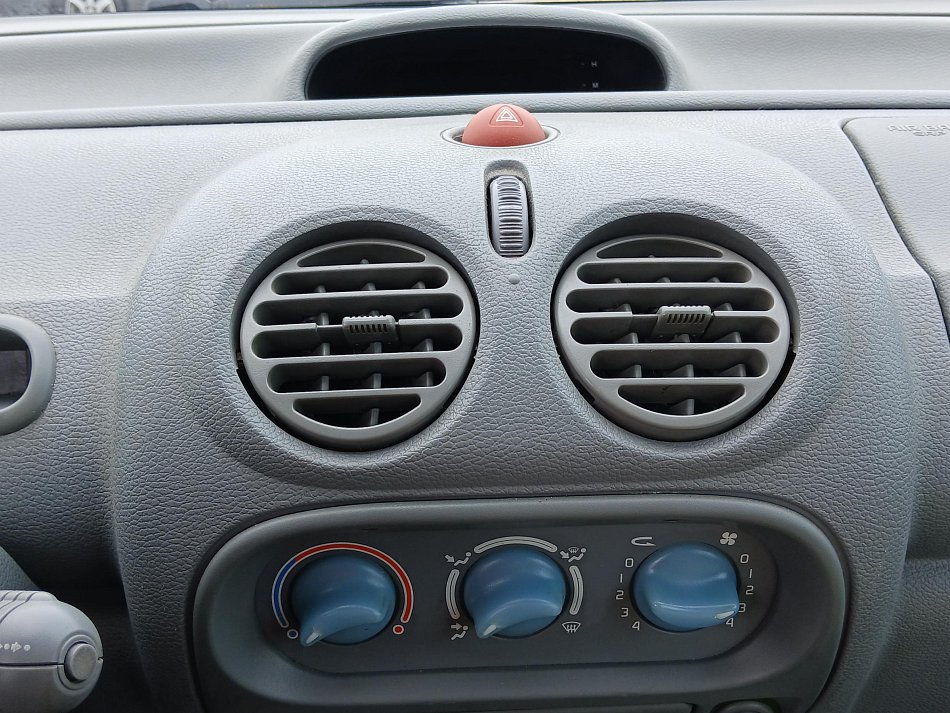 Renault Twingo 1.2i 