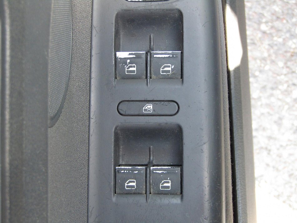 Volkswagen Golf Plus 1.6 MPi 