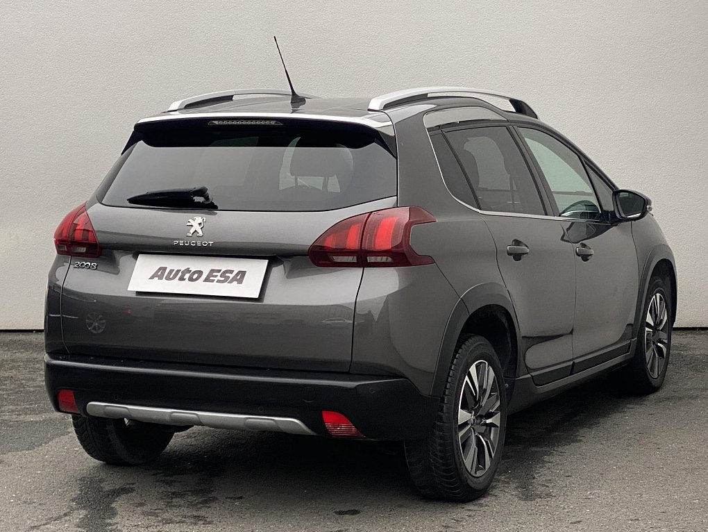 Peugeot 2008 1.2PT Allure