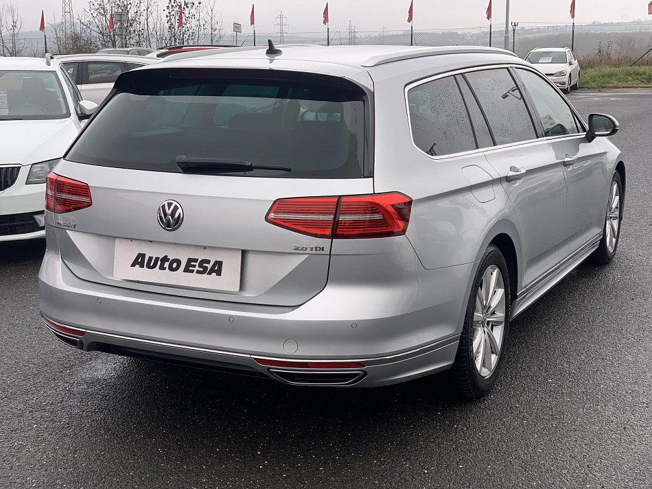 Volkswagen Passat 2.0 TDi 