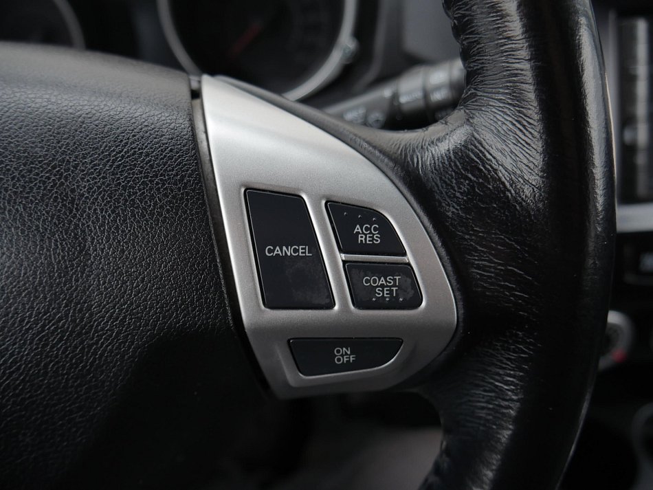 Mitsubishi ASX 1.8 DI-D  4x4