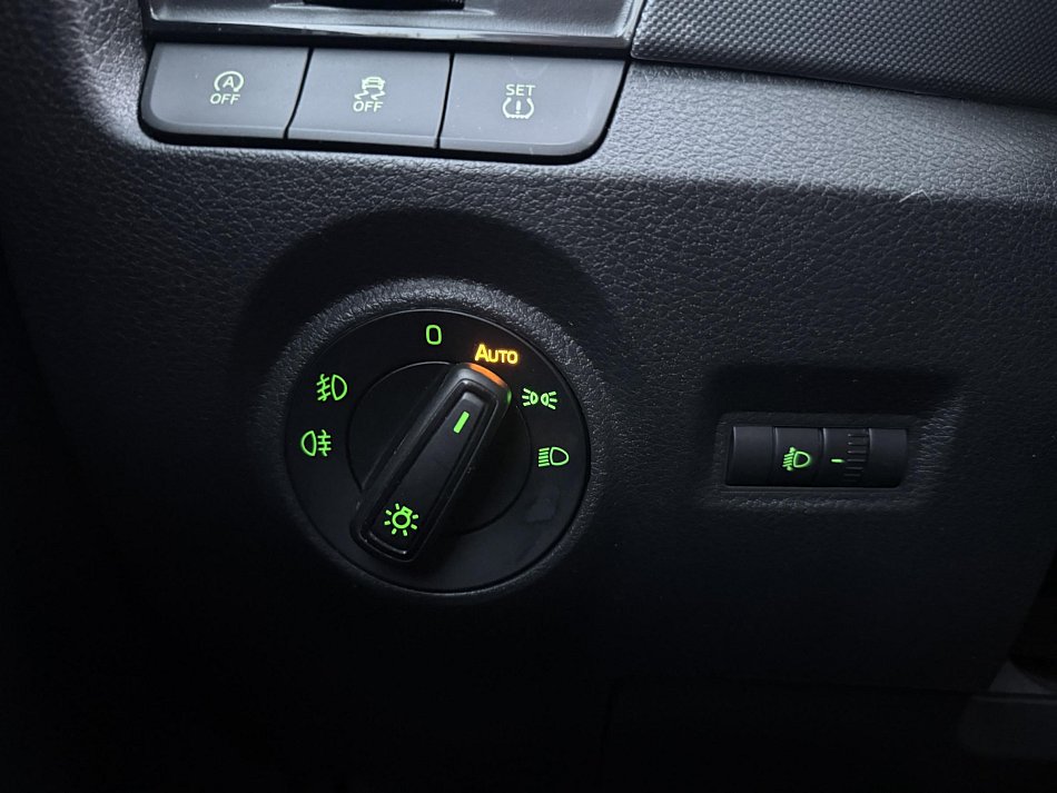 Škoda Fabia III 1.0i 