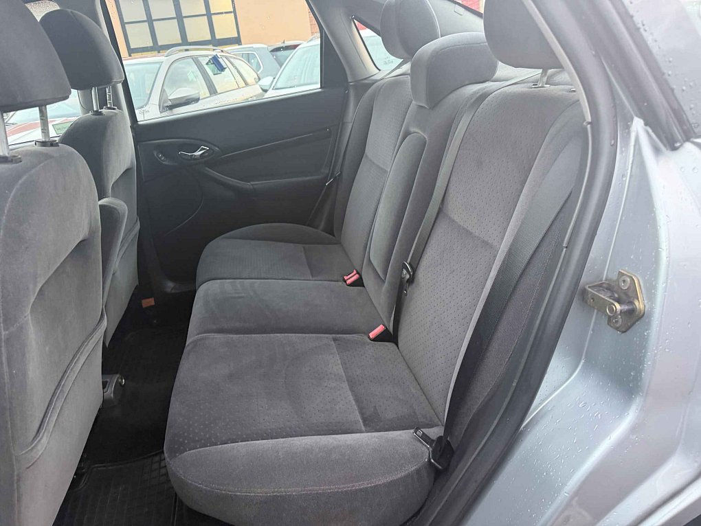 Ford Focus 1.6 16V 