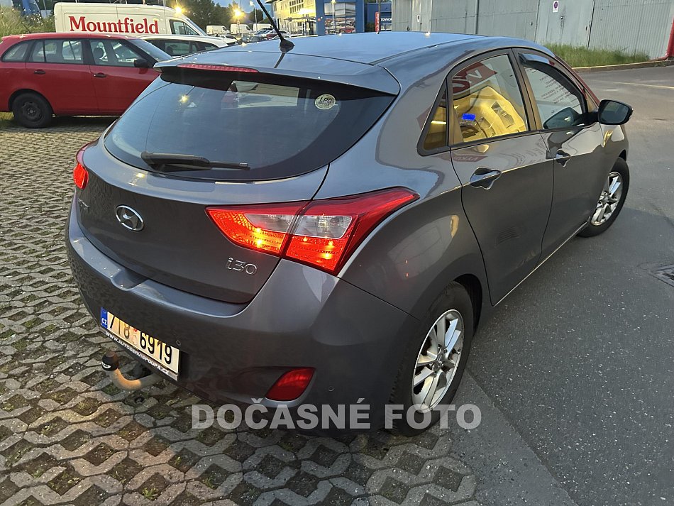 Hyundai I30 1.6MPI 