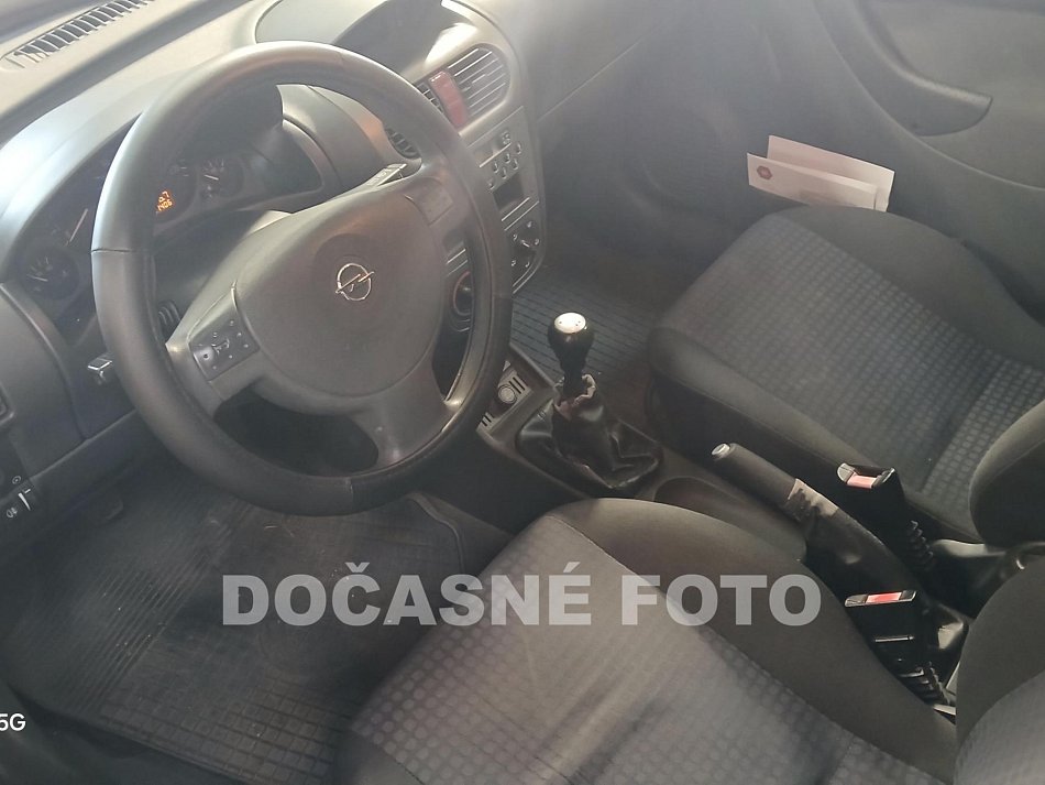 Opel Corsa 1.0 i 