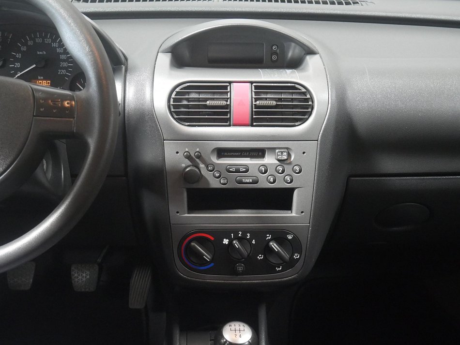 Opel Corsa 1.0 i 