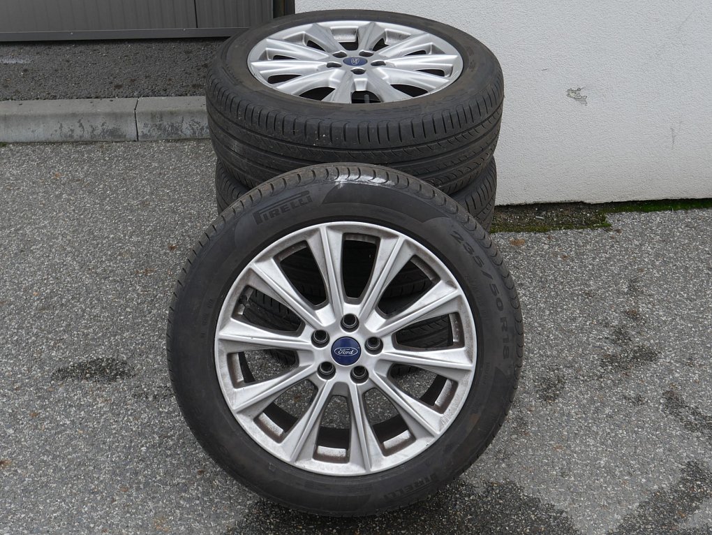 Ford Kuga 2.0 TDCi Vignale 4x4