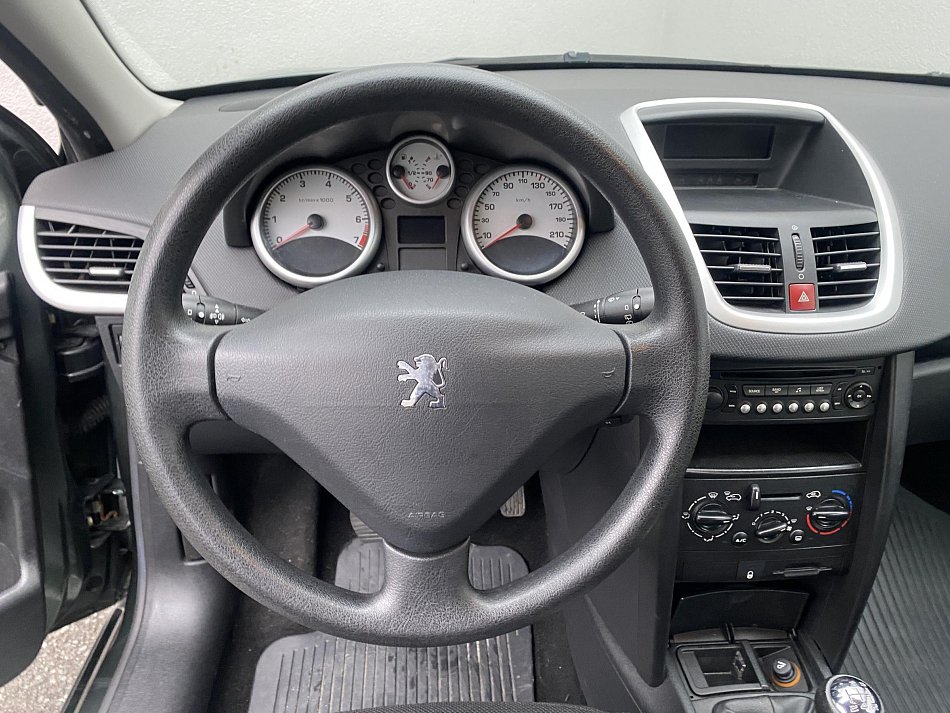 Peugeot 207 1.4 i Outdoor