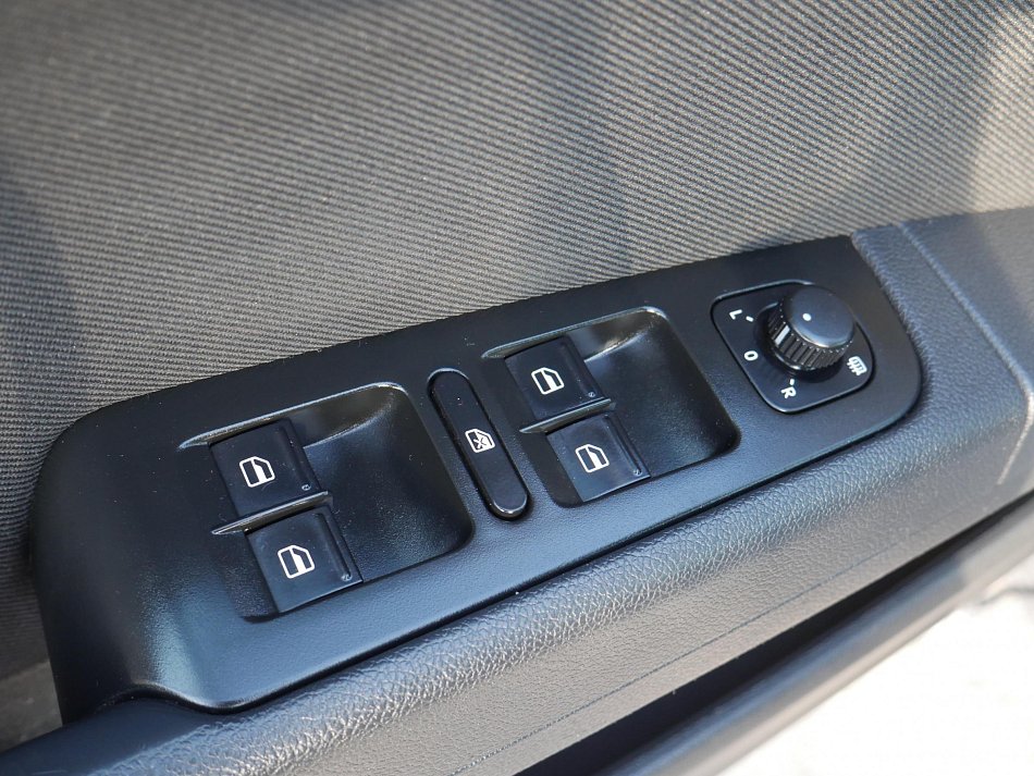 Škoda Superb II 2.0 TDi Ambition