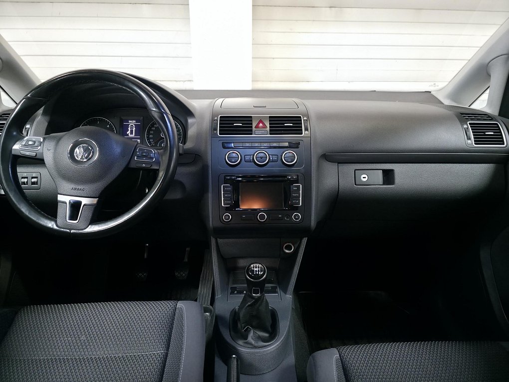 Volkswagen Touran 1.6 TDi 