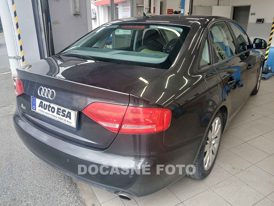 Audi A4 3.2FSI  Quattro
