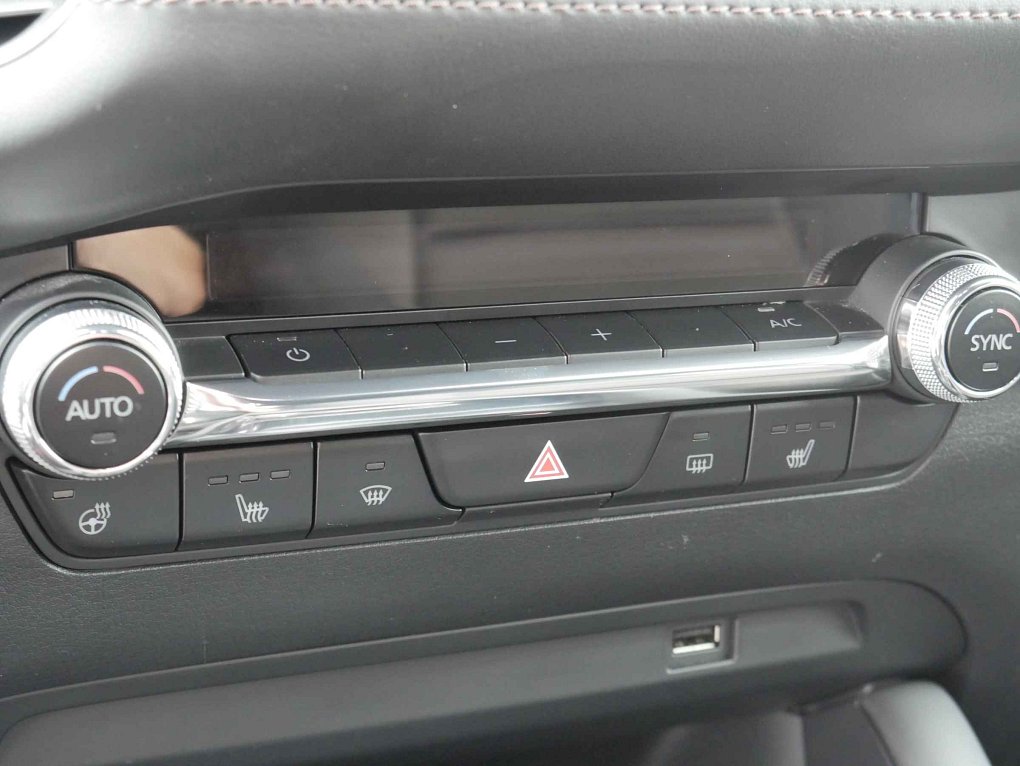 Mazda 3 2.0i 