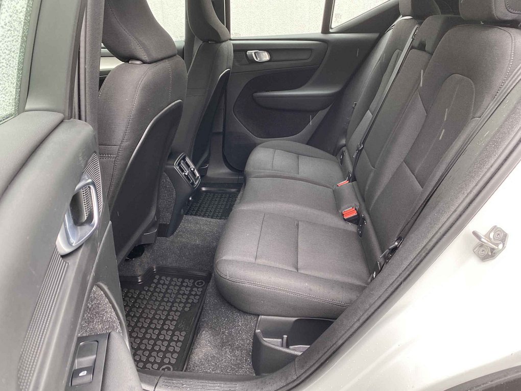 Volvo XC40 2.0D 