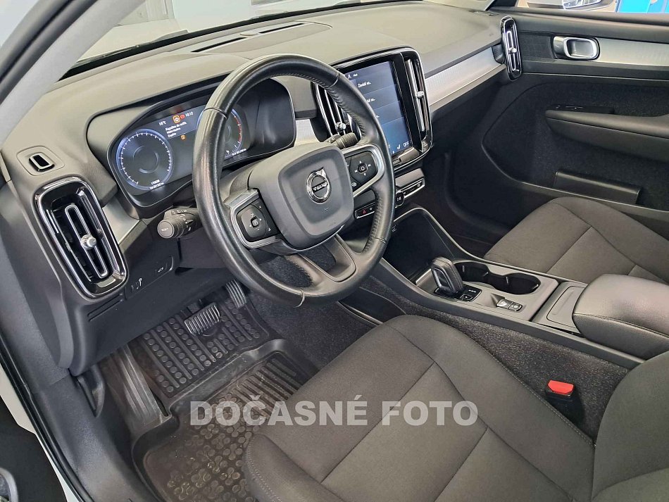 Volvo XC40 2.0D 