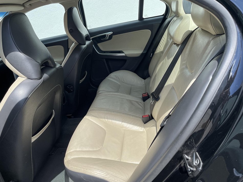 Volvo S60 2.0 D3 Momentum