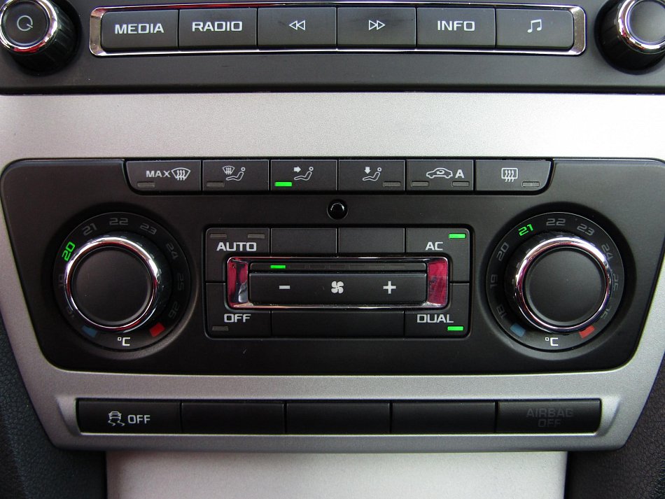 Škoda Octavia II 1.6 TDi Ambition