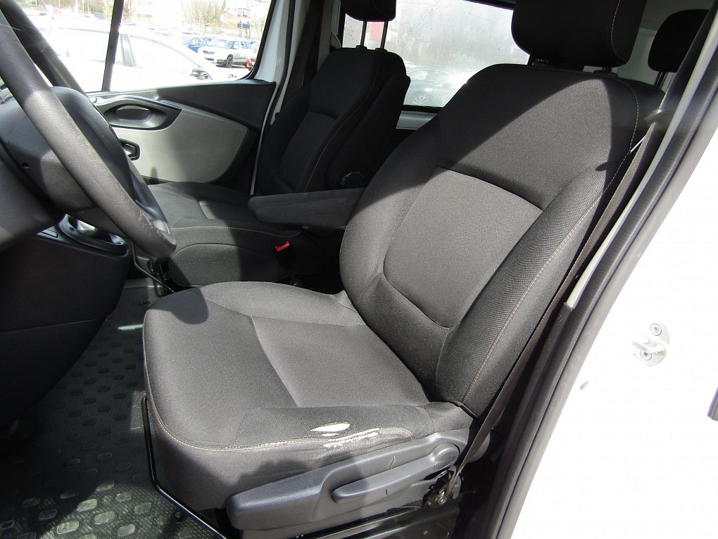 Renault Trafic 1.6dCi  L2 5míst