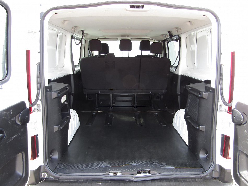 Renault Trafic 1.6dCi  L2 5míst