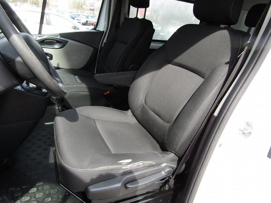 Renault Trafic 1.6dCi  L2 5míst