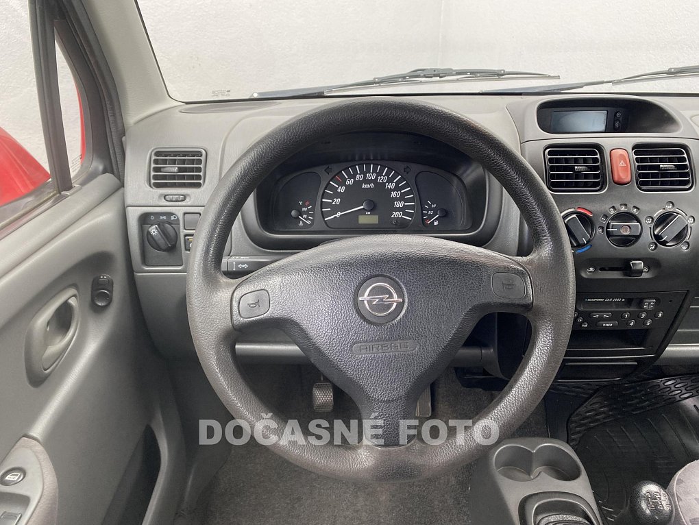 Opel Agila 1.0i 