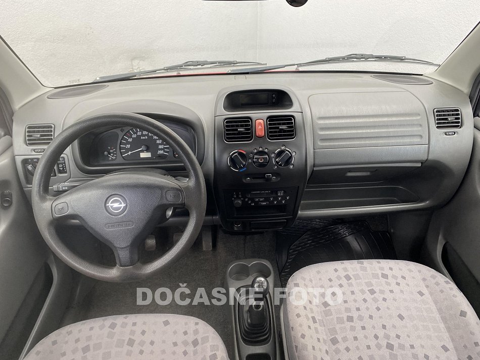 Opel Agila 1.0i 
