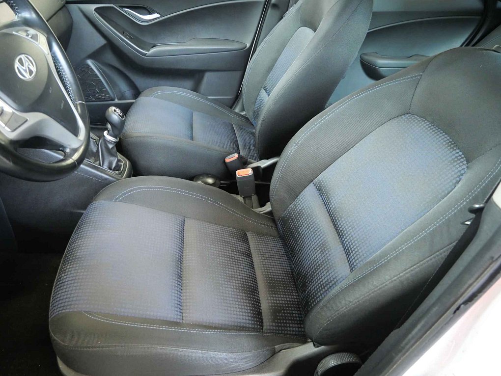 Hyundai Ix20 1.4i 