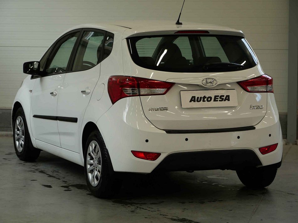 Hyundai Ix20 1.4i 