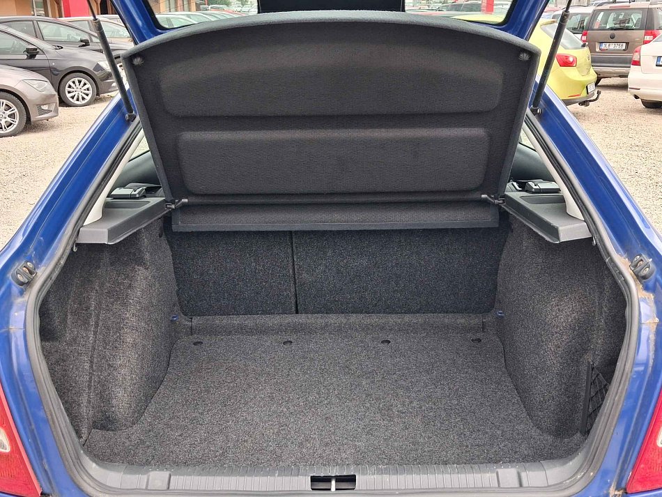 Škoda Octavia 1.6 i 