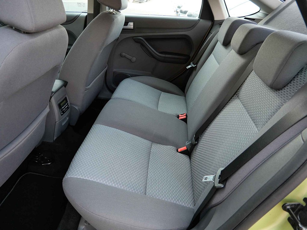 Ford Focus 1.6i 