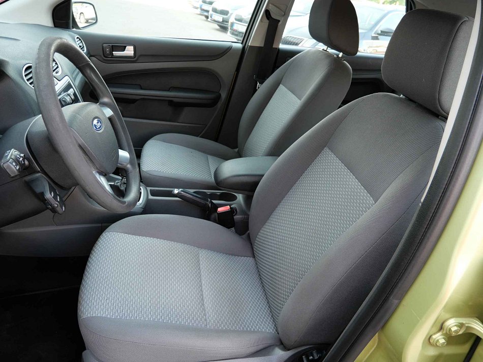 Ford Focus 1.6i 