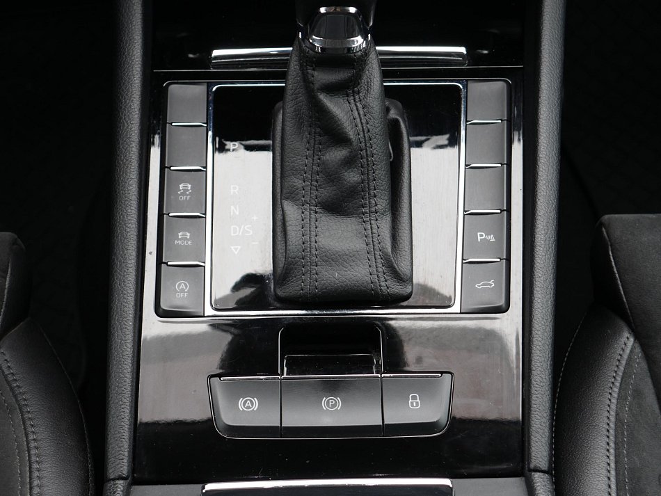 Škoda Superb III 2.0 TDi Style 4x4